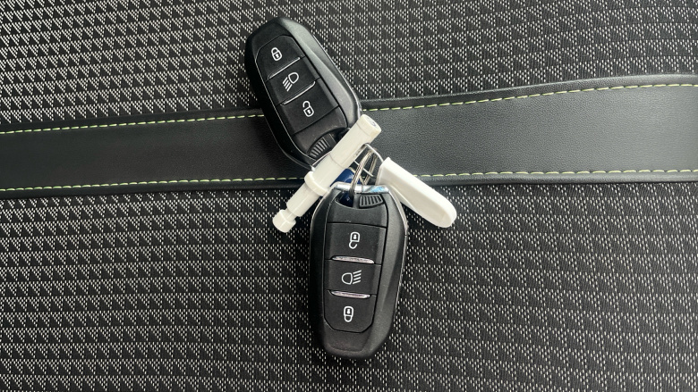 Peugeot 208 1.2 PureTech 100 GT 5dr Petrol Hatchback